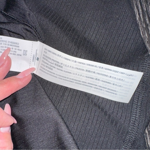 Abercrombie & Fitch YPB Racerback Black Athletic Tank, Size 15/16 or Women’s Sm - Picture 6 of 7